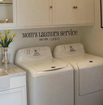 Mom's Laundry Service (never closes)